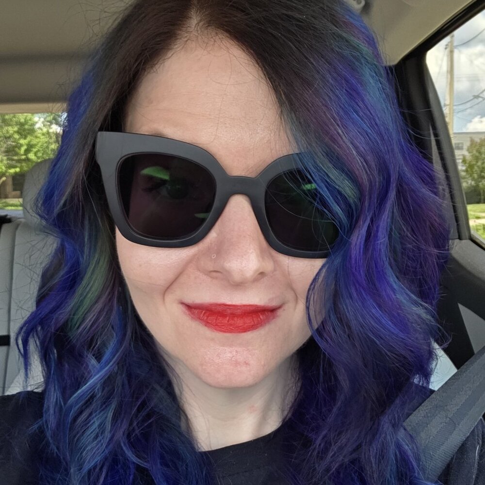 Meet your Posher, Lacey